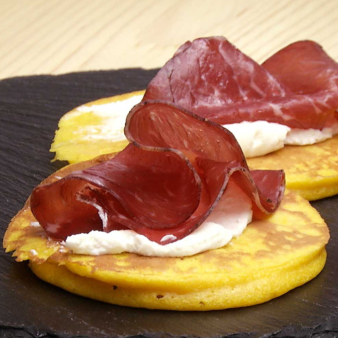 Pancakes di Zucca con Bresaola Black Angus Rigamonti