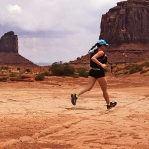 Correre o camminare? Benefici della camminata sportiva